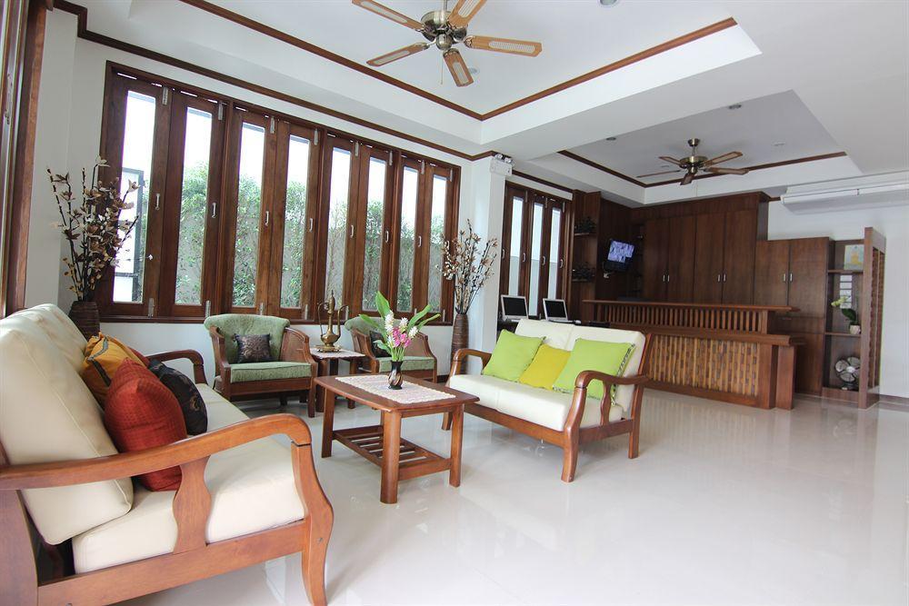 Hotel Cozytel Chiangmai Chiang Mai Exterior foto