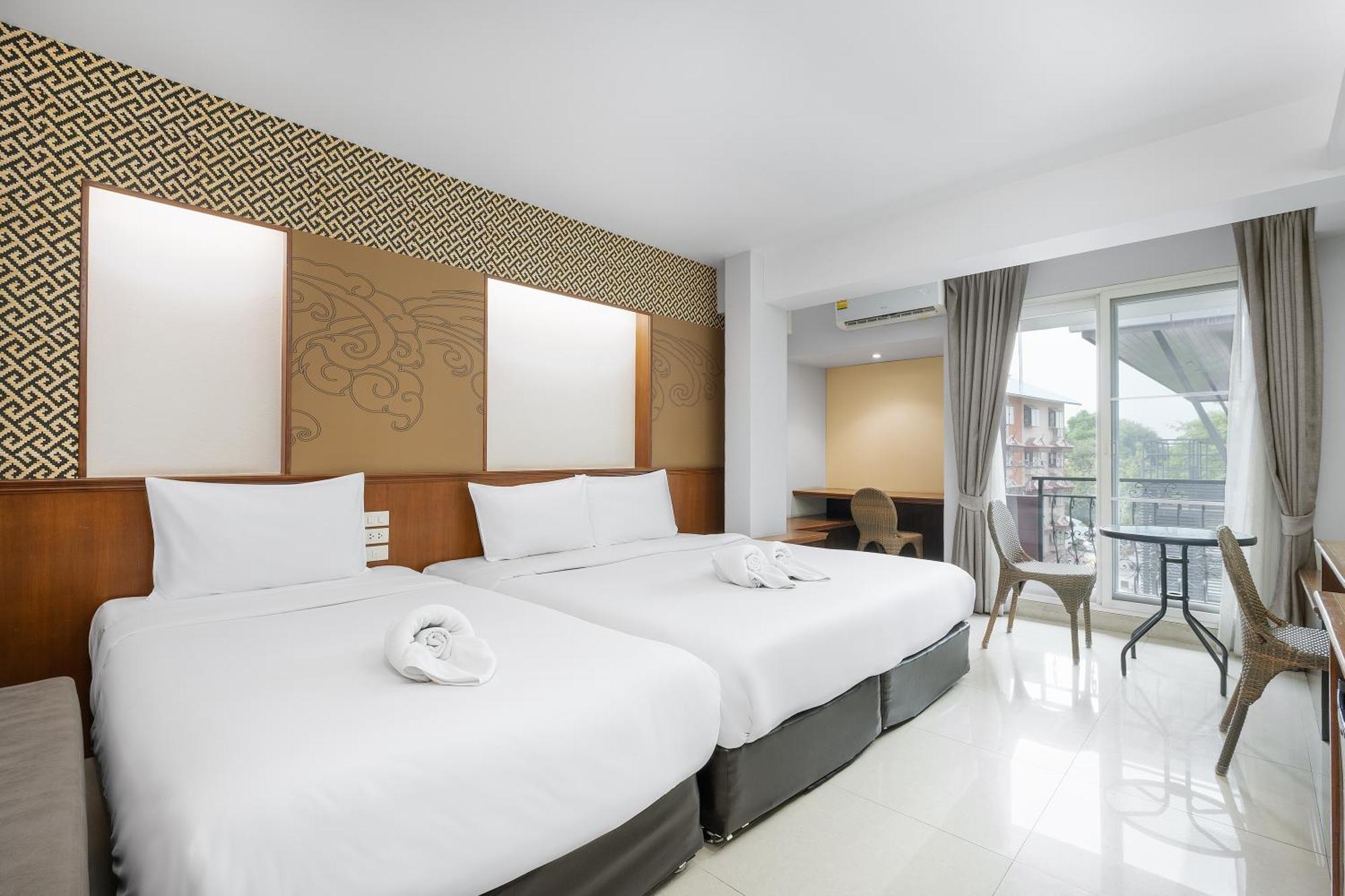 Hotel Cozytel Chiangmai Chiang Mai Exterior foto