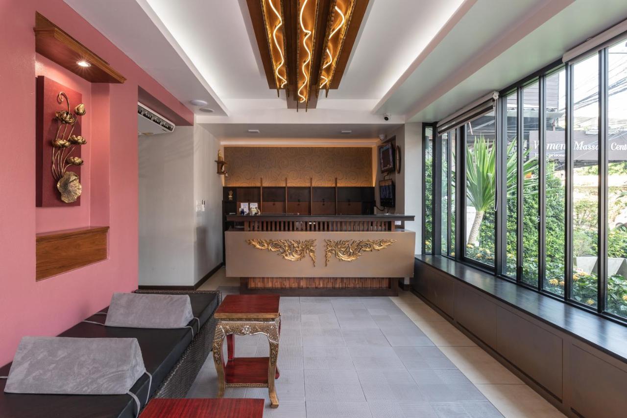 Hotel Cozytel Chiangmai Chiang Mai Exterior foto