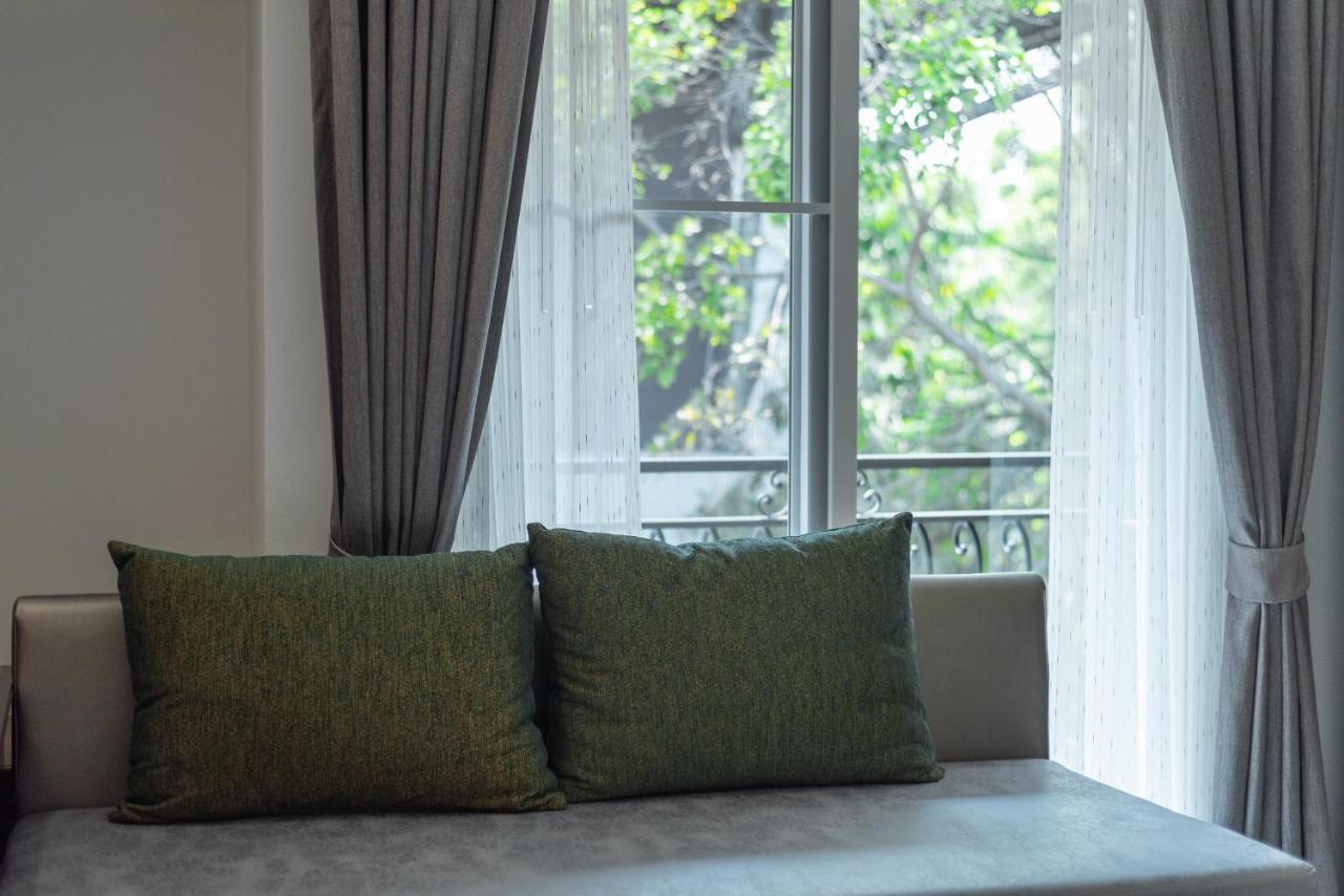 Hotel Cozytel Chiangmai Chiang Mai Exterior foto