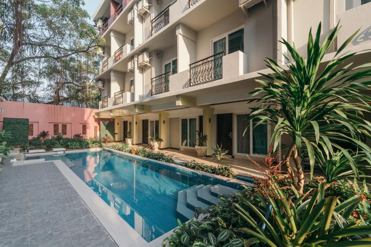 Hotel Cozytel Chiangmai Chiang Mai Exterior foto